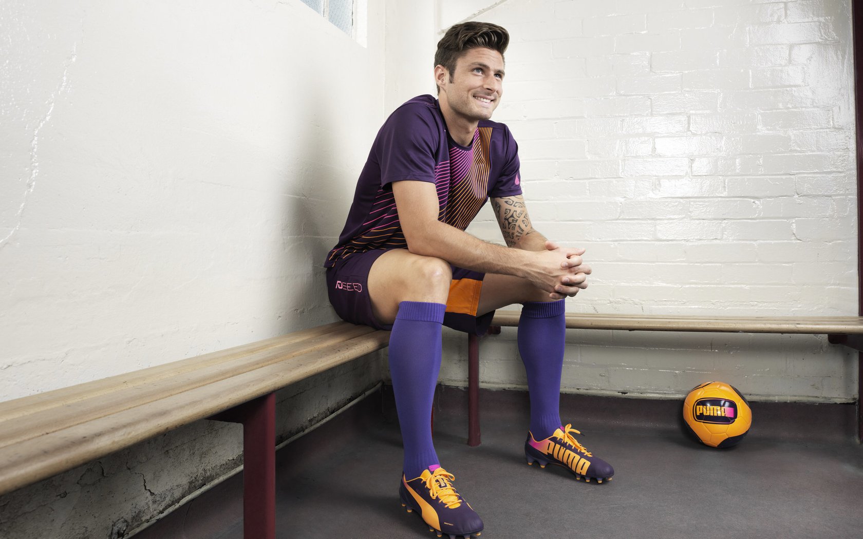 世乒赛团体赛：中国男队实现十连冠 女队不失一场再展王者风范